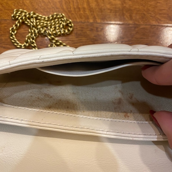 Tabby Crossbody Wristlet With Pillow Quilting - Picture 10 of 15